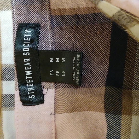 Ladies medium size button down shirt. - Picture 2 of 4